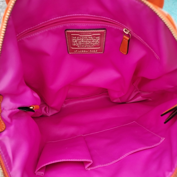 Coach Persimmon And Magenta Poppy Tote Bag - Picture 10 of 16